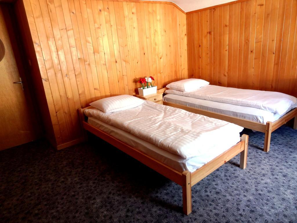 Base Cafe Apartment Lauterbrunnen Luaran gambar