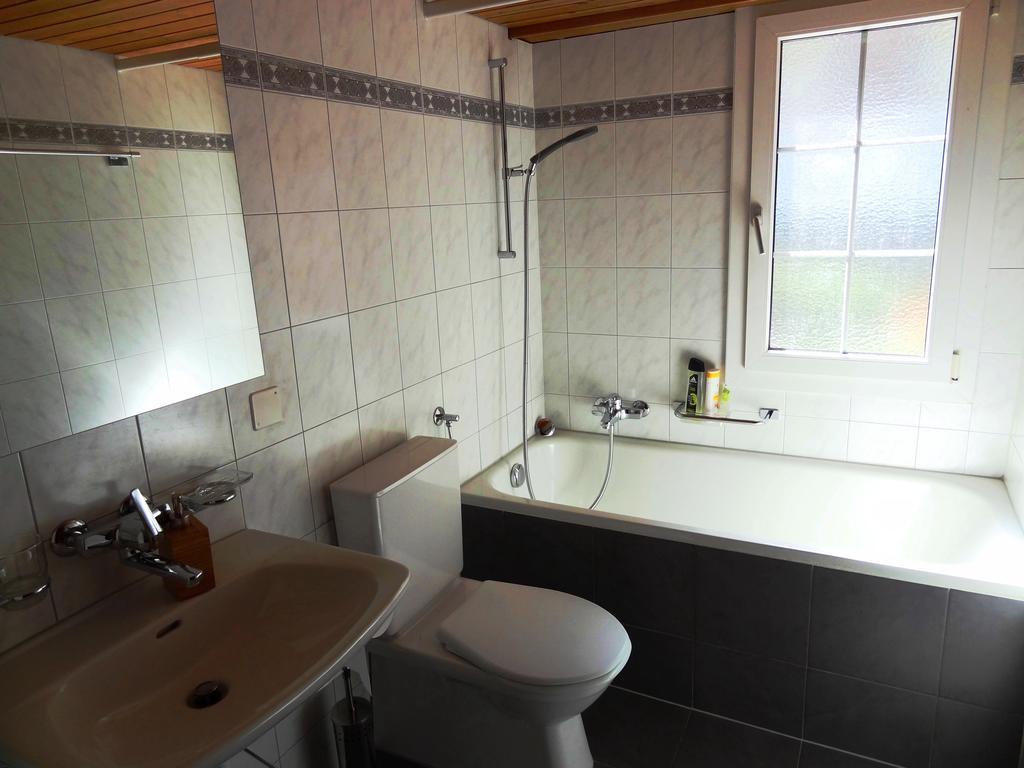 Base Cafe Apartment Lauterbrunnen Luaran gambar